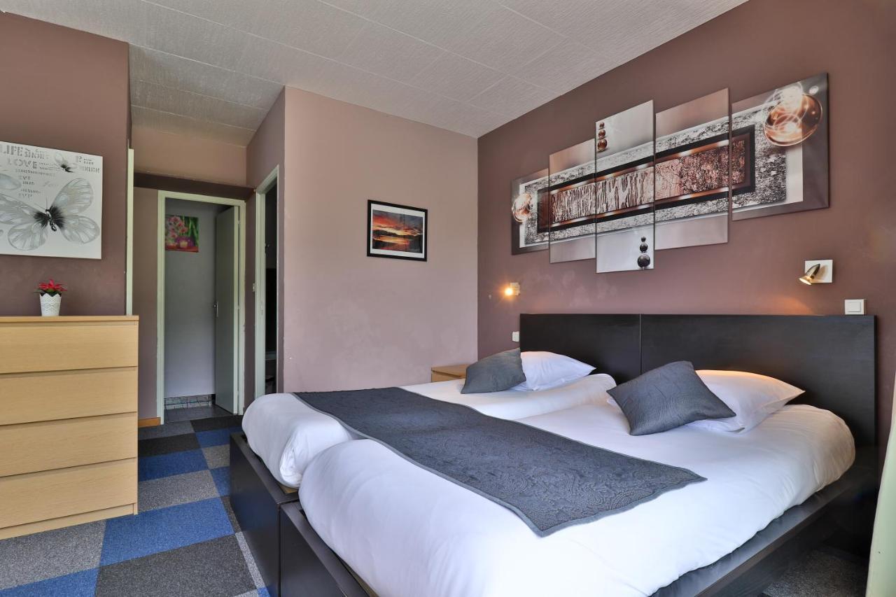 Hotel Les Flots Bleus Савин Экстерьер фото